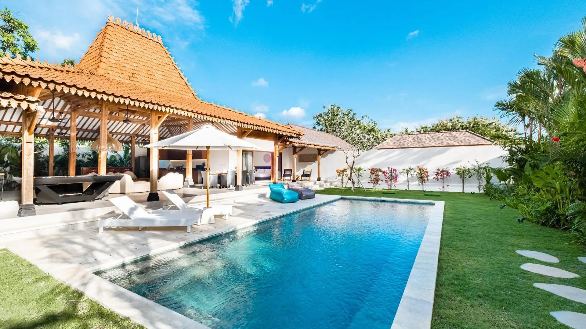 Villa Korai Brand New - Spacious 4Bdrs Villa - Balangan Beach Pecatu